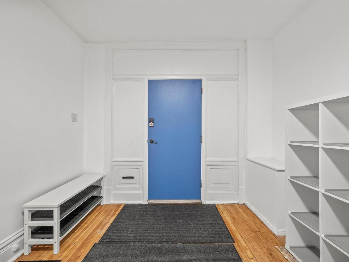 Oakland/university @b Quiet & Stylish Private Bedroom With Shared Bathroom