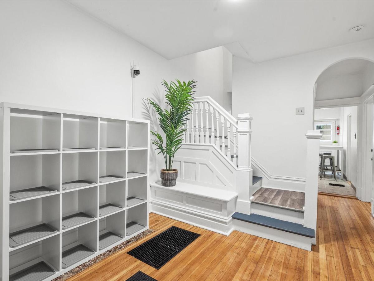 Hospedagem domiciliar Oakland/university @b Quiet & Stylish Private Bedroom With Shared Bathroom *